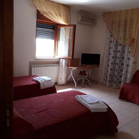B&B Porta Del Gargano San Marco in Lamis Bagian luar foto