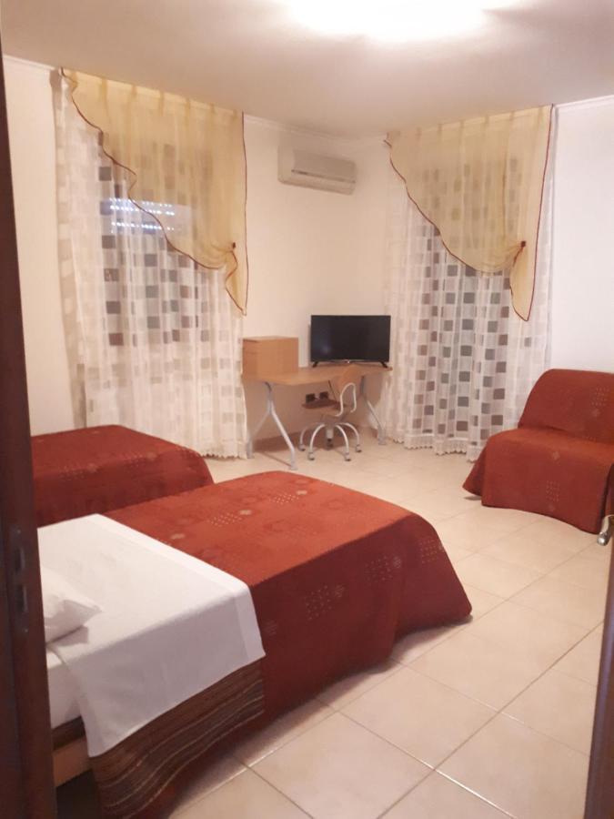 B&B Porta Del Gargano San Marco in Lamis Bagian luar foto