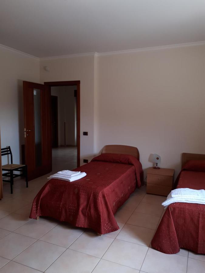 B&B Porta Del Gargano San Marco in Lamis Bagian luar foto